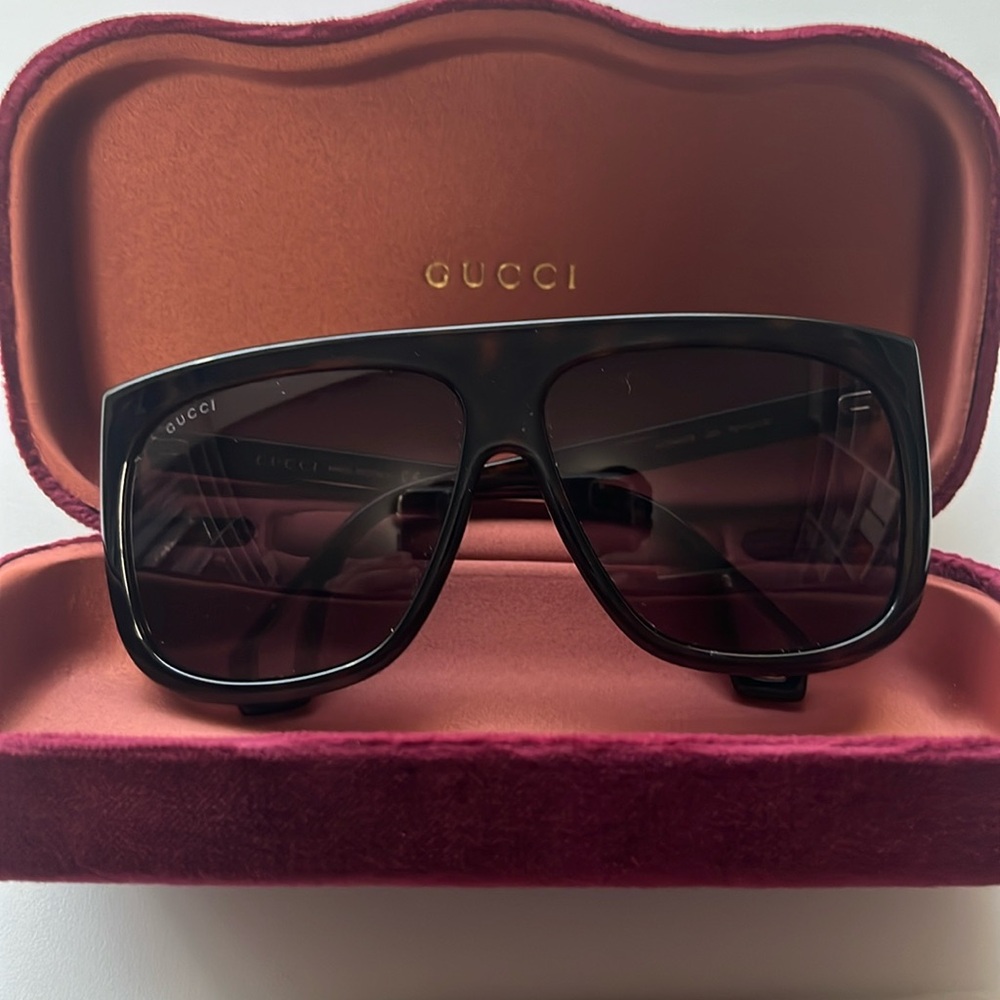 Oversized Gucci Tortoise Sunglasses